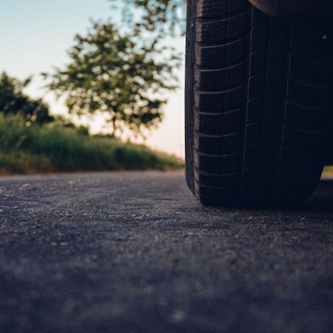 Neumáticos de un vehículo